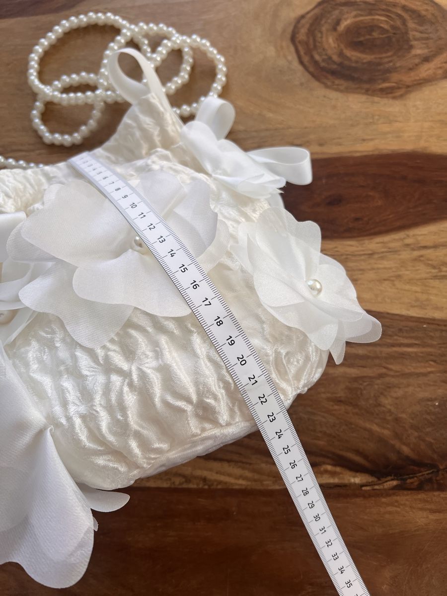 Borse da donna: Braut Tasche mit Blumen und Perlen – Usato da Kloten venduto da Django008 4