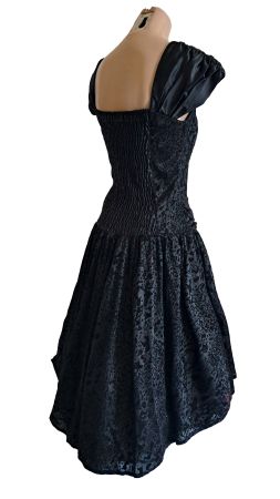 Cocktailkleid schimmernd schwarz Vokuhila Gr. M/L Gothic WGT
