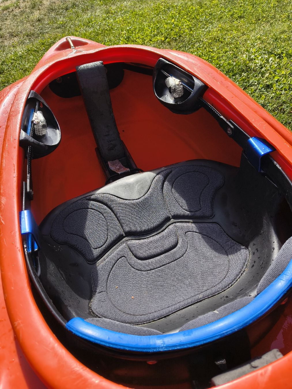 Boote: Wildwasserkajak Lil' Joe von Liquidlogics – Gebraucht aus Sachseln von and_vp77 1