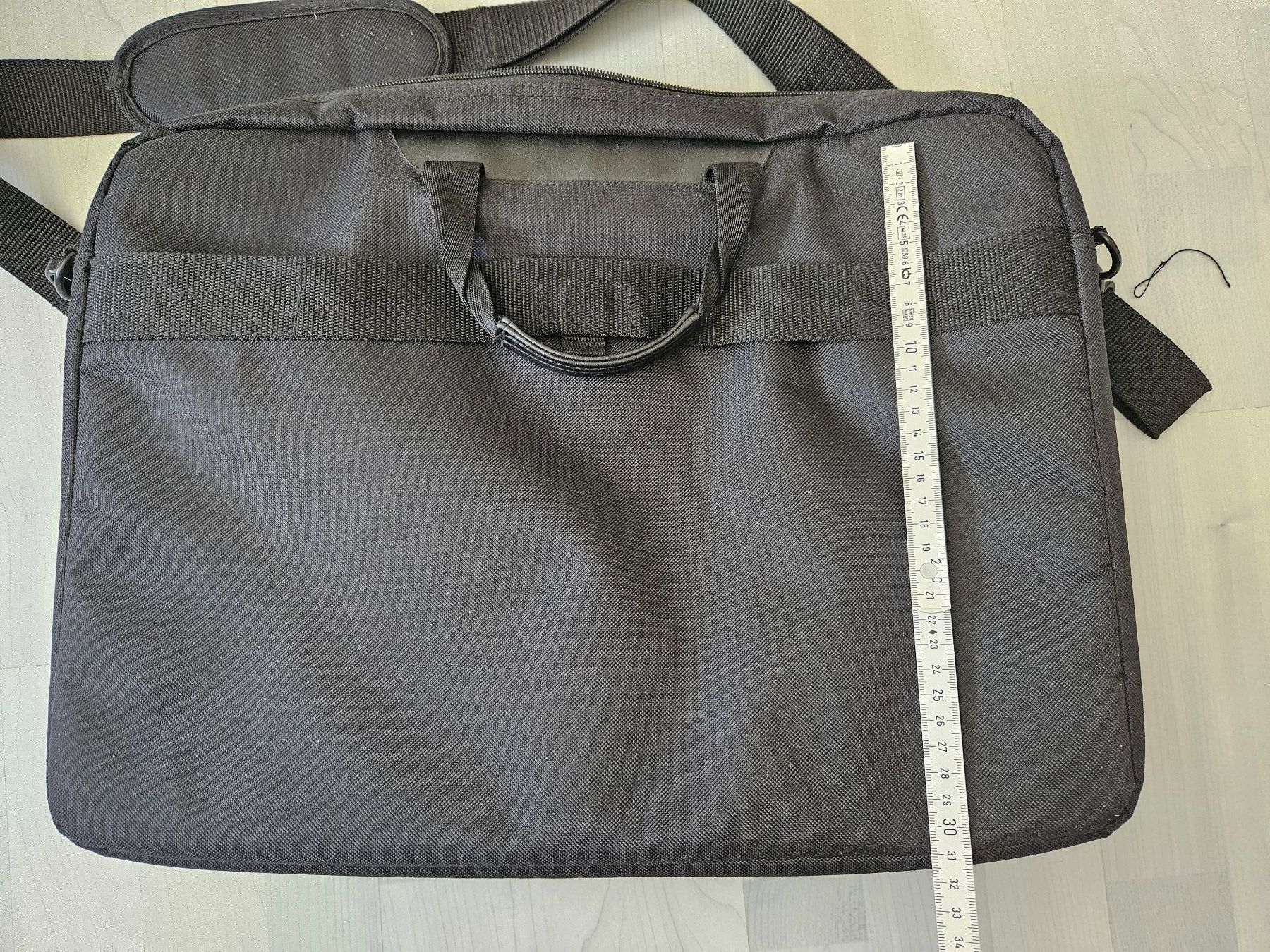 Asus Taschen: Laptoptasche gross – Neu (gemäss Beschreibung) aus Wauwil von seriously3 4