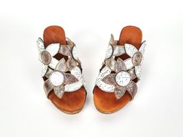 Laura Vita Pantolette Weiss/Gold/Silber