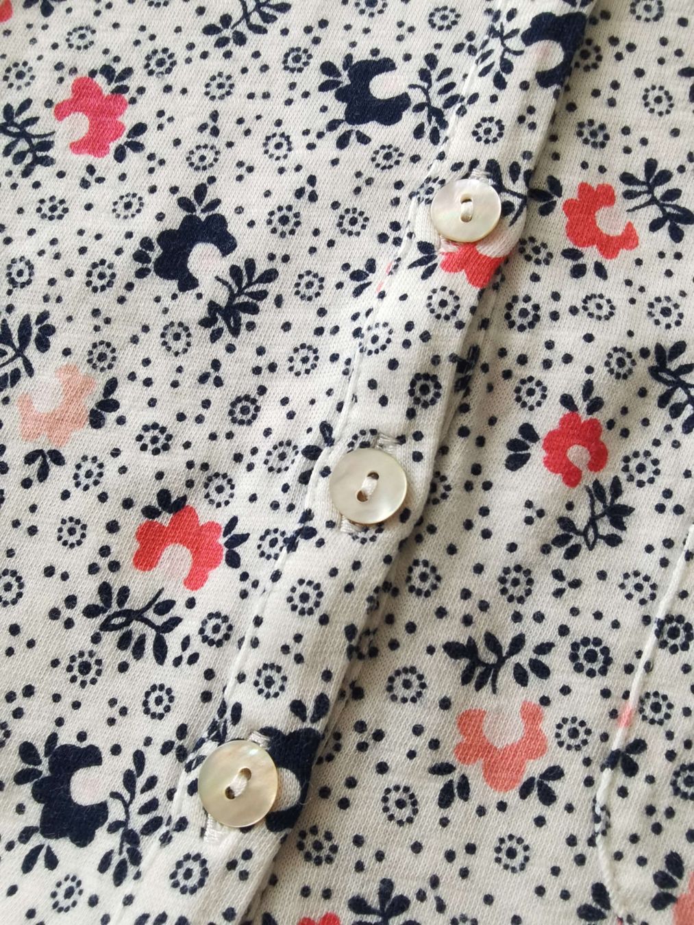Laura Ashley Top: Trägershirt in weiss mit Blumen – Usato da Zug venduto da WickiPanda 3