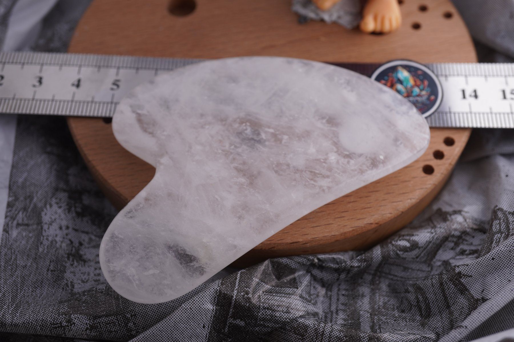 Mineralien & Heilsteine: Gua Sha Massage-Stein  Bergkristall     ab 1.- – Neu und originalverpackt aus Eschenbach SG von topstone 6