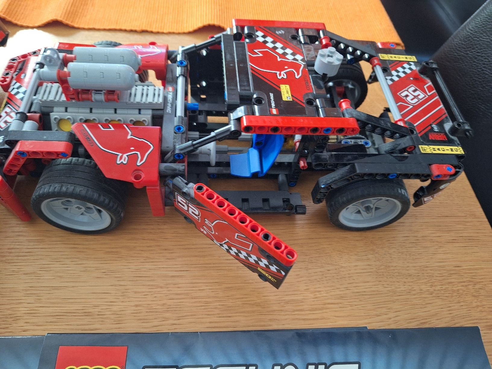 Lego Kit di costruzioni: LEGO Technic 8041 Renntransporter Top Zustand – Usato da Sempach Station venduto da Feuersalamander69 5