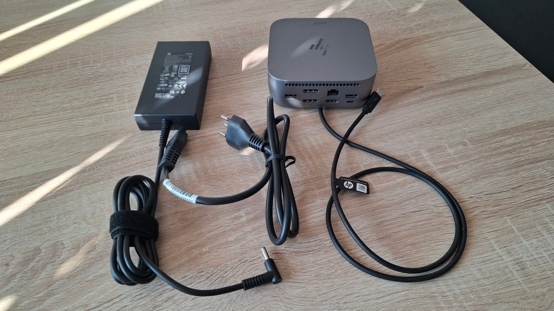 Hewlett Packard Dockingstation: HP Thunderbolt 4 100W G6 Dock – Gebraucht aus Lützelflüh-Goldb von Noir7.pk