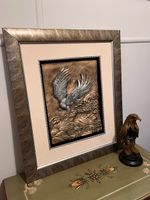 Adler und Gemälde