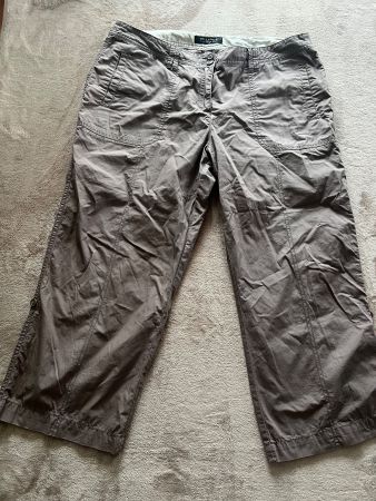 In Linea, Sommerhose, Khaki, Gr. 44, Top Zustand!