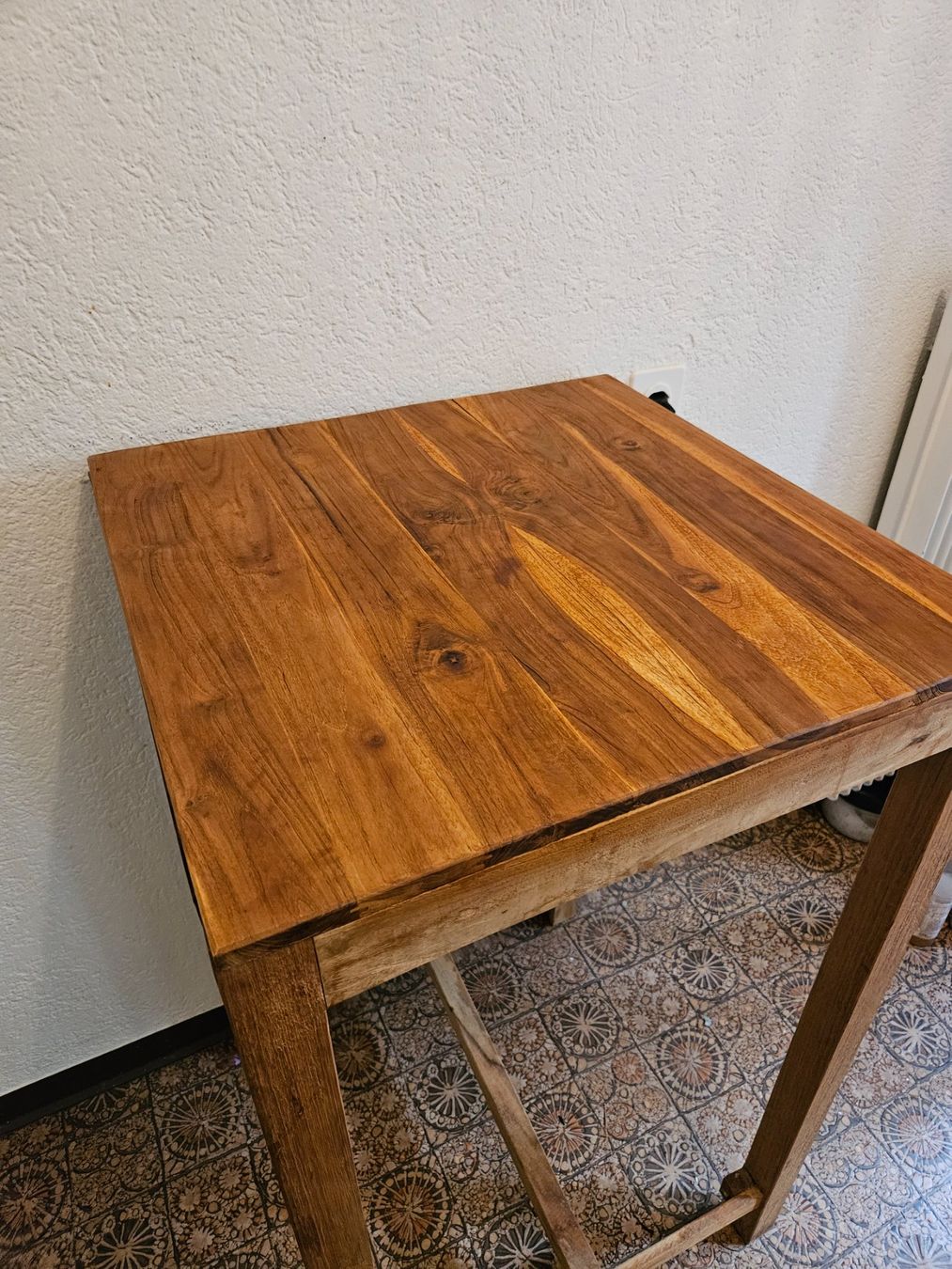 Tavoli: Garten Bar Tisch Holz – Usato da Zürich venduto da phiichay 2