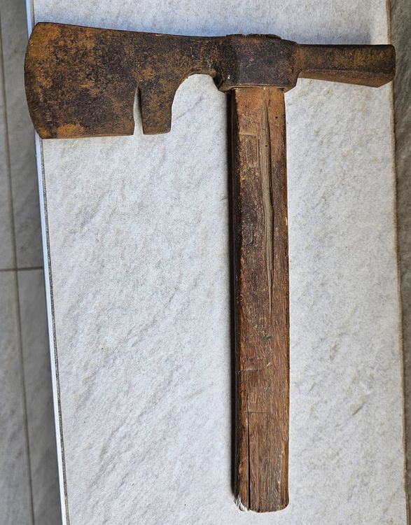 Ancienne Hache Stranak Bradvil Pour Abattage – Outil Vintage D'occasion
