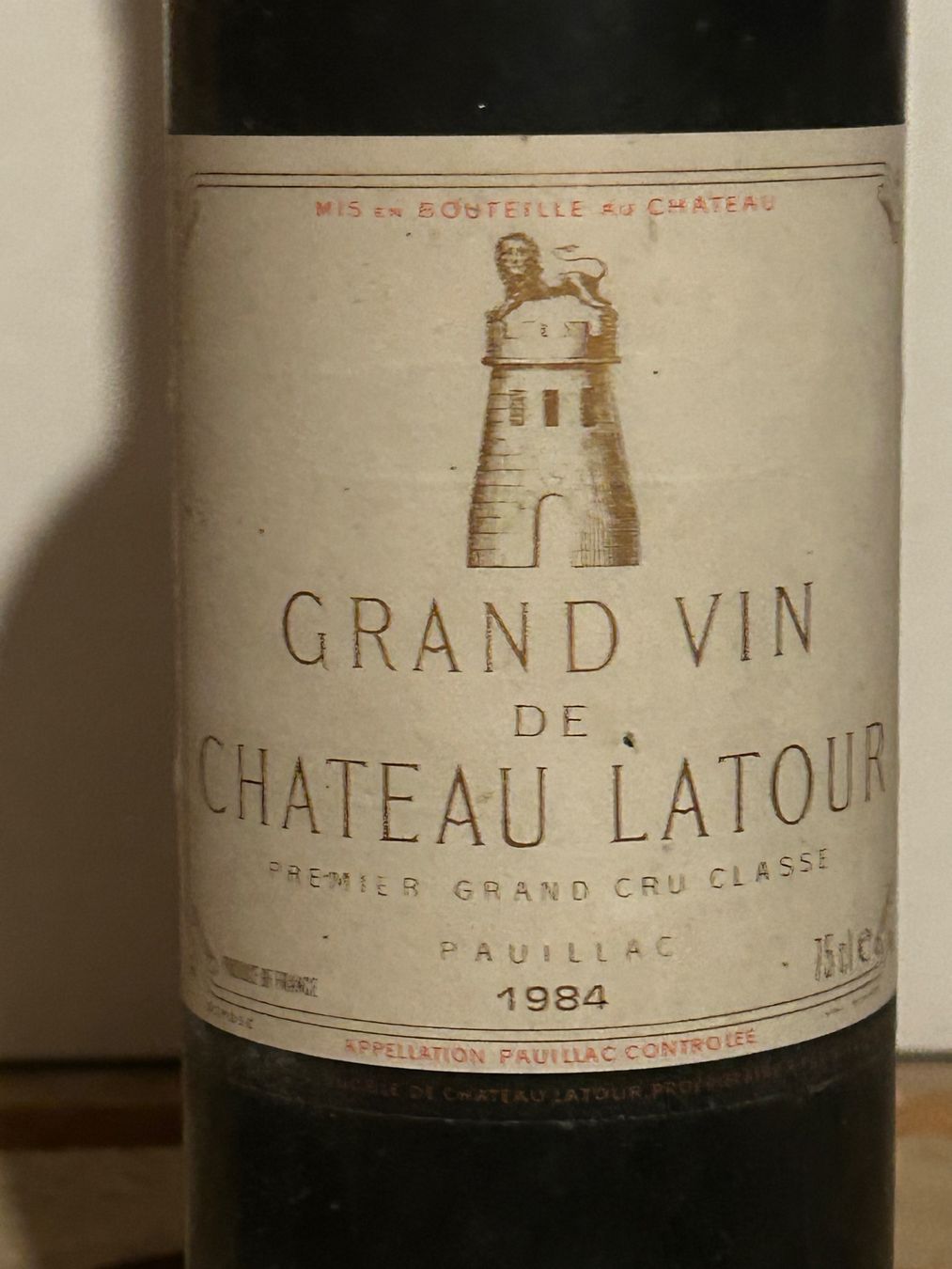 Vino: Château Latour 1984 – Nuovo (secondo la descrizione) da Roche VD venduto da avediscipule 1