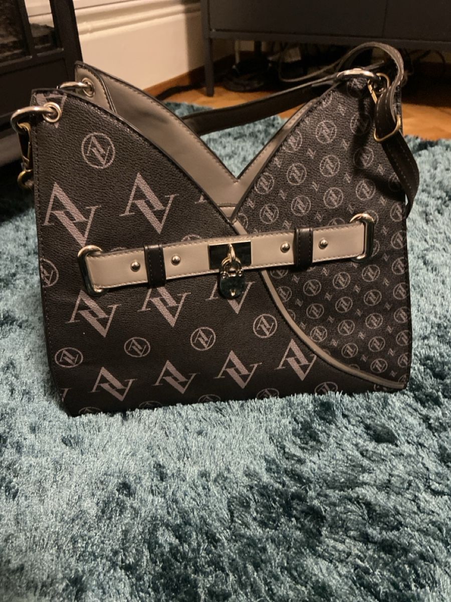 Borse da donna: Sac à main noir et gris Adrienne Vittadini – Usato da Neuchâtel venduto da sta_9pcz