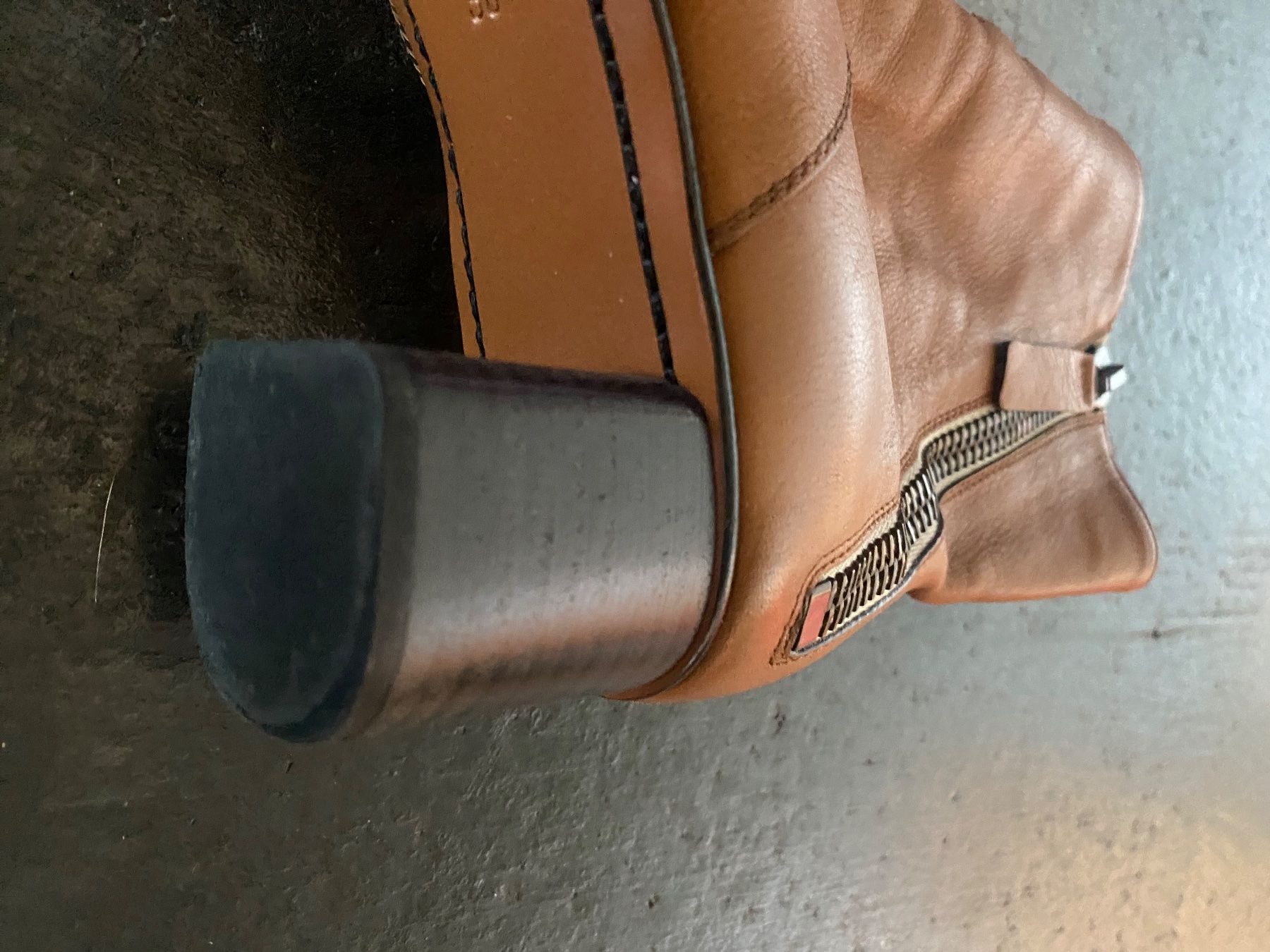 Chloé Scarpe da donna: Stiefeletten von Chloe 38 camel – Usato da Chur venduto da simhofstr 3