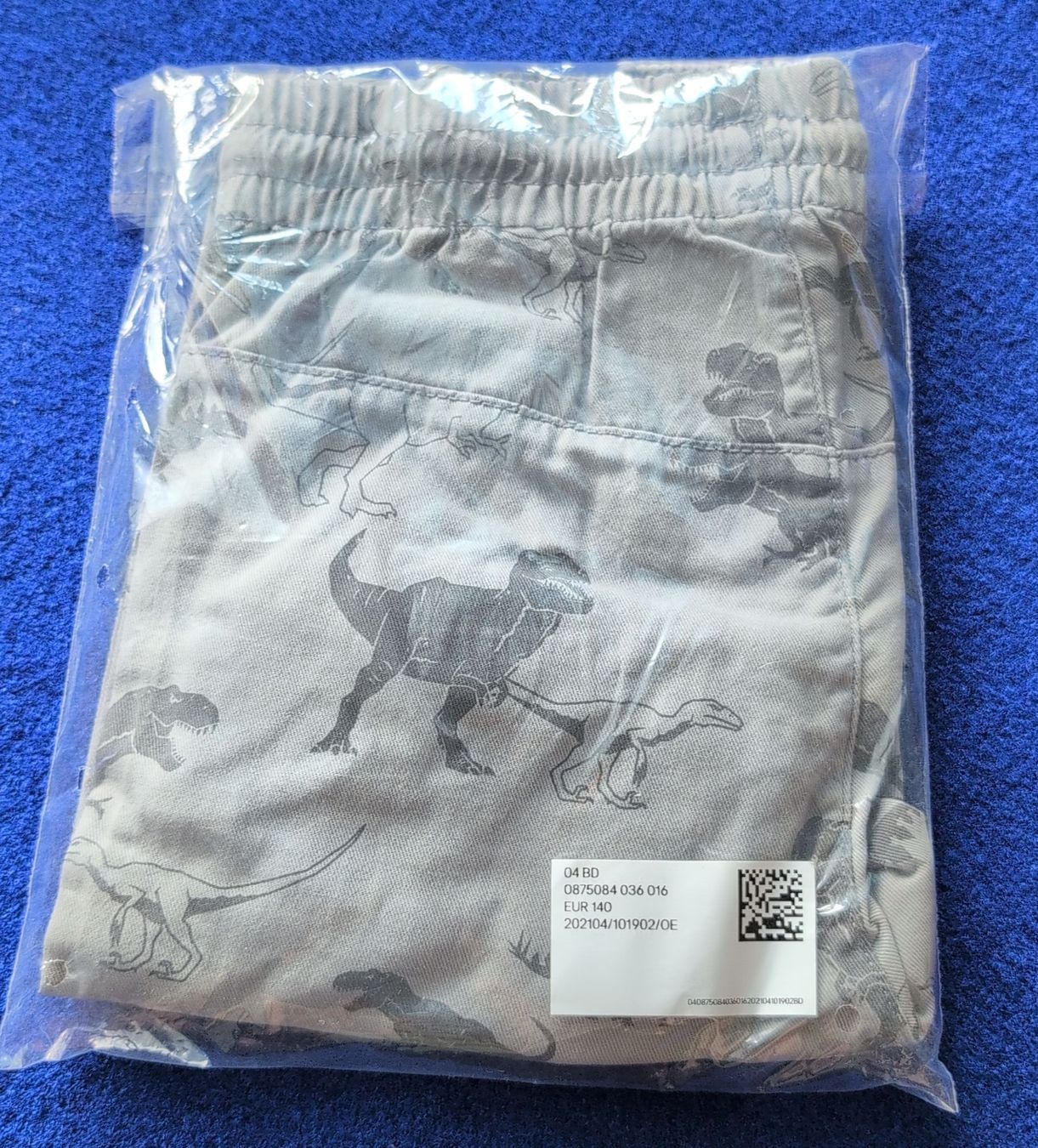 H&M Pantaloni: Kinder Shorts mit Dinosaurier Grösse 146 neu – Nuovo e nell'imballaggio originale da Schwerzenbach venduto da _charme_