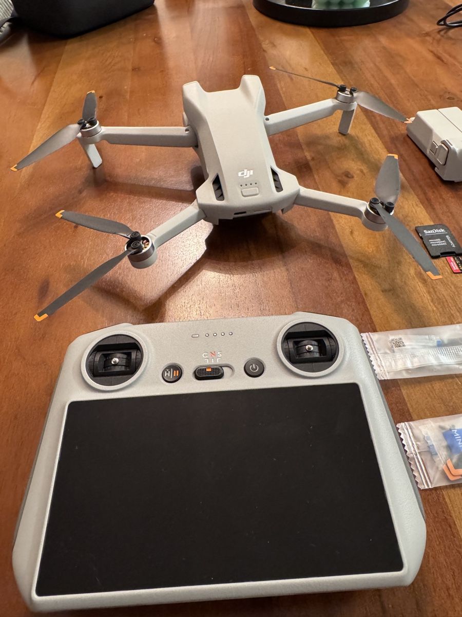 DJI RC Modellbau: DJI Mini 3 Fly More Combo – Gebraucht aus Seewen SZ von QM.03 2