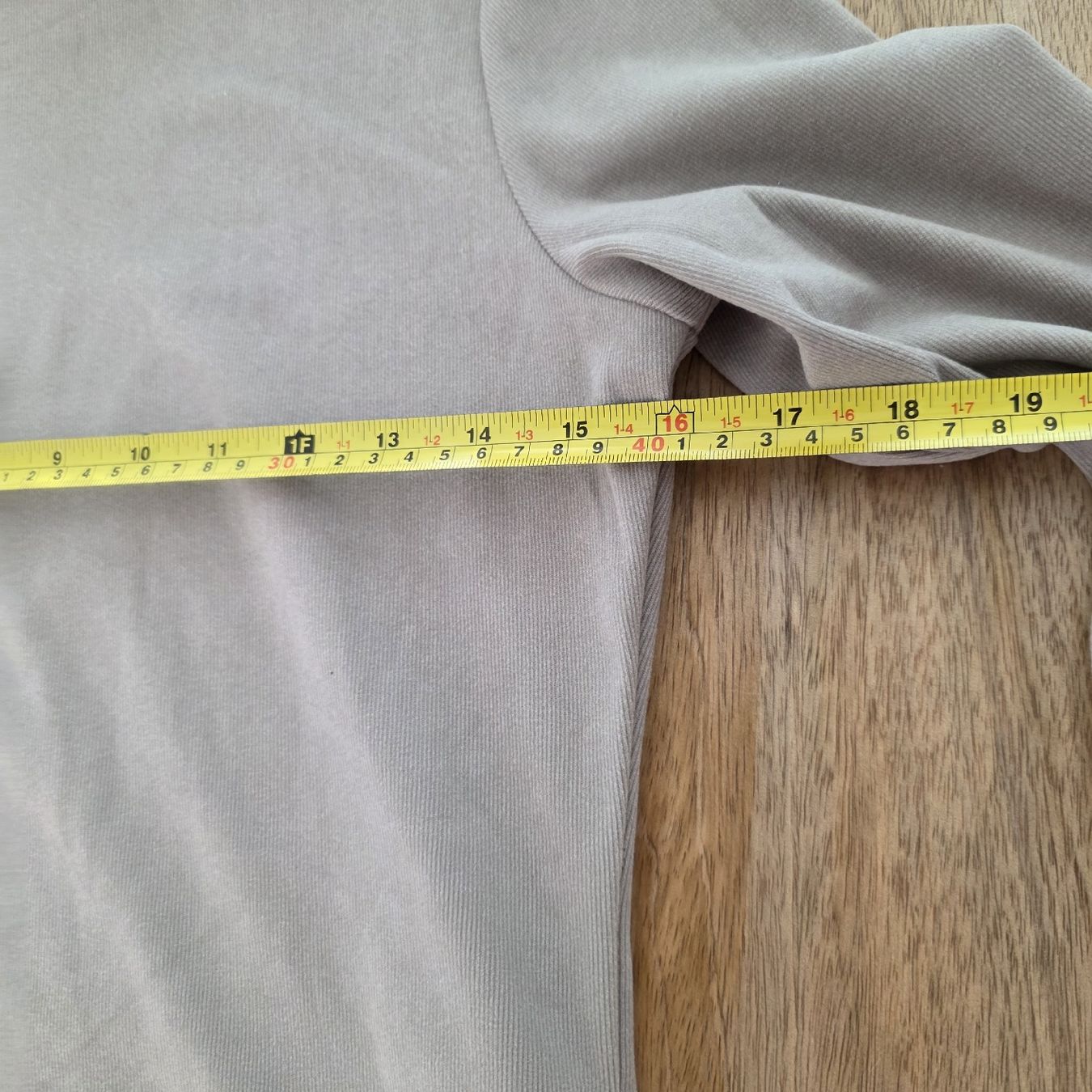 Top:  Body Rollkragen Langarm Grösse M neu  – Nuovo (secondo la descrizione) da Rheinsulz venduto da Gilea 8