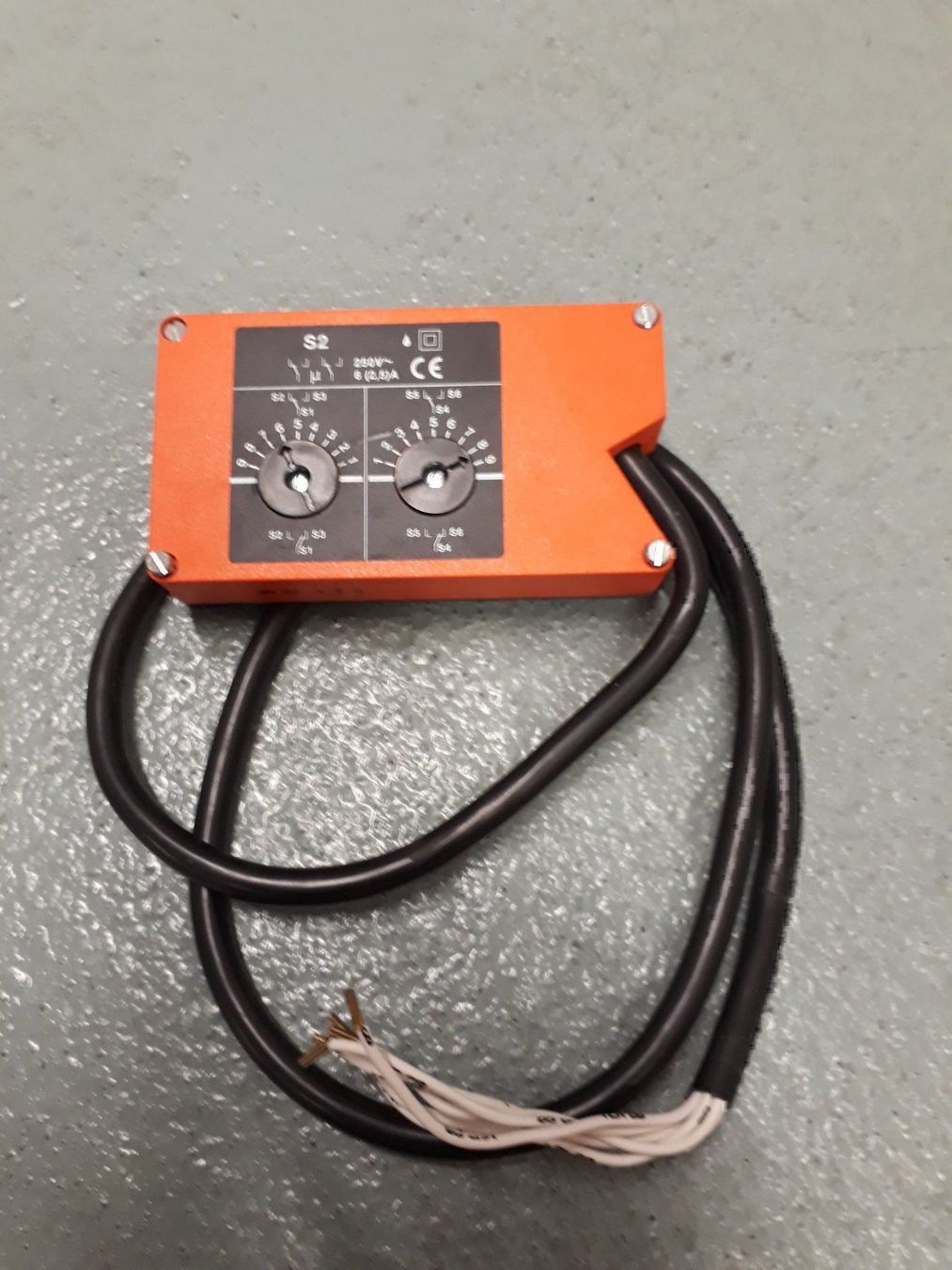 Belimo Motoren: Belimo Hilfsschalterpaar S2 zu SM Motor – Neu (gemäss Beschreibung) aus Einsiedeln von Salusa 3