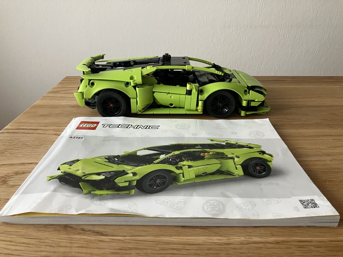 Lego Kit di costruzioni: LEGO® Technic Lamborghini Huracan auto – Usato da Birmensdorf ZH venduto da Valerushe