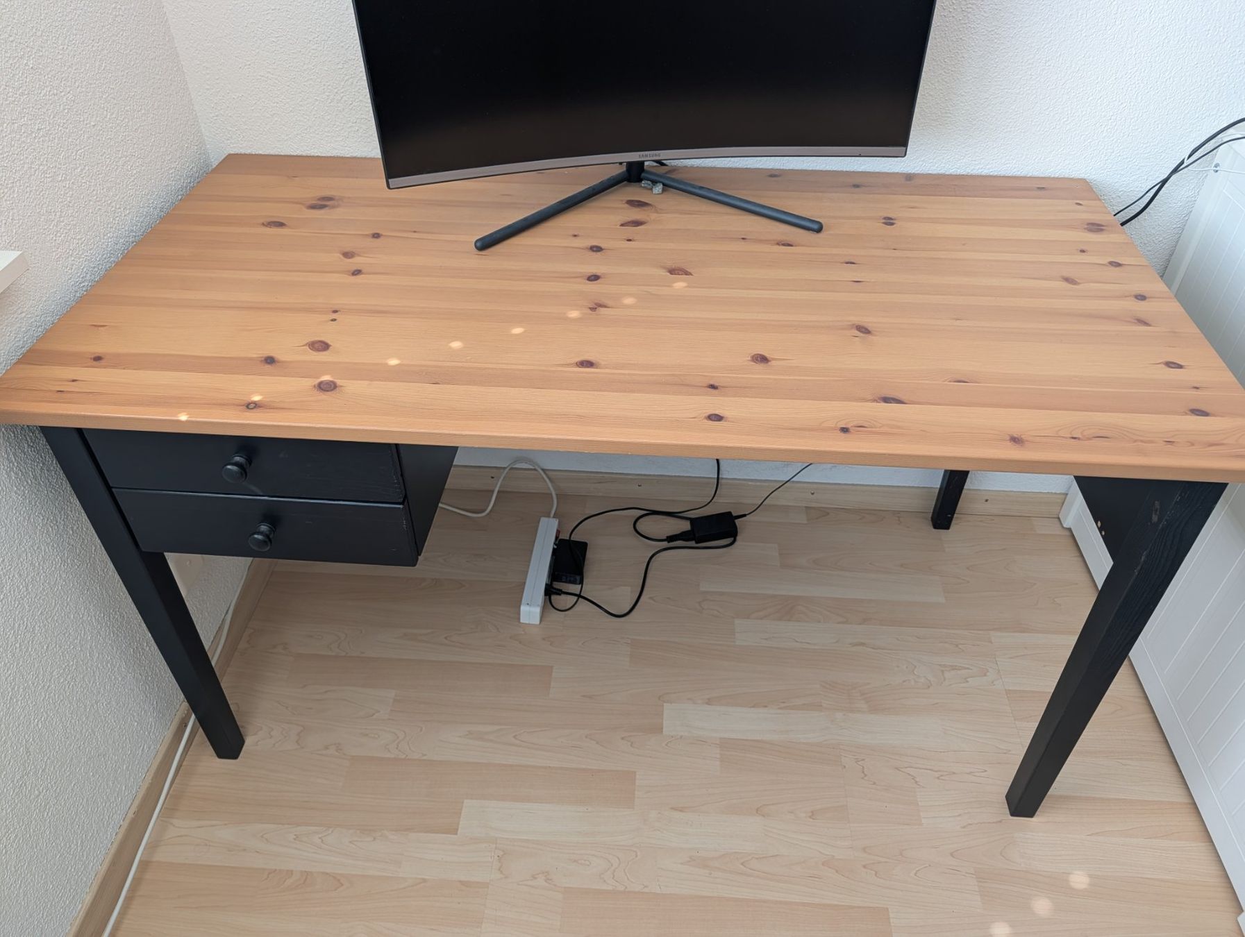 Ikea Schreibtische: Pult mit 2 Schubladen – Gebraucht aus Zollikofen von ste_7bxv 1