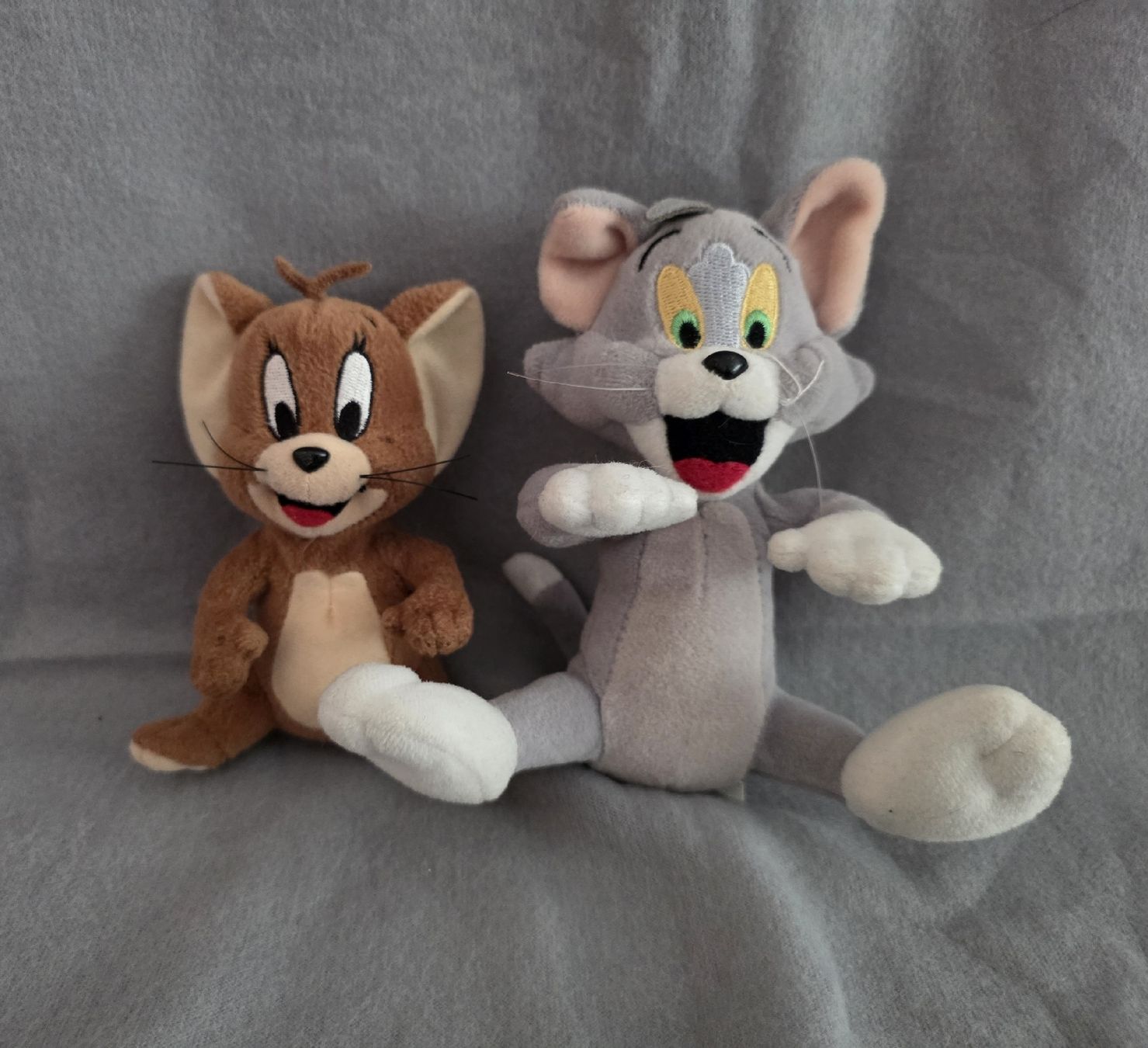Jouets: Plüschtiere Tom und Jerry  – D'occasion à Hallwil par and_9vpm
