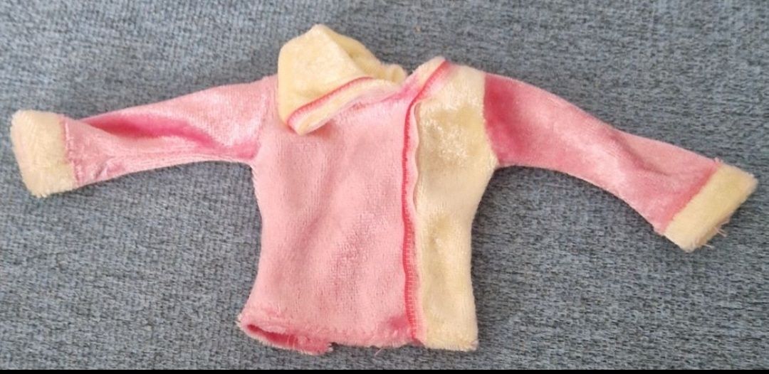 Bambole: Haut pour Barbie – Usato da Couvet venduto da Pioune