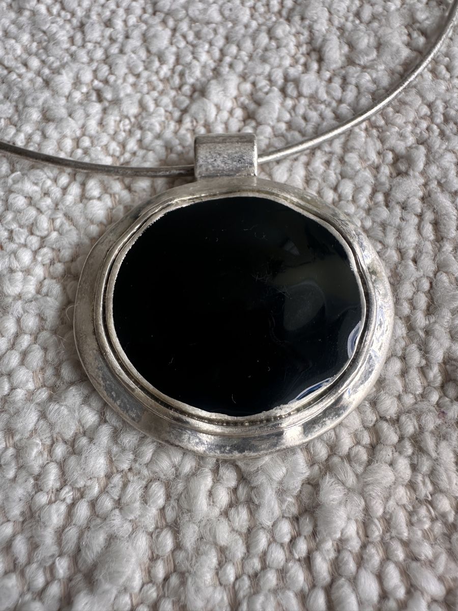 Ketten: Vintage Collier Silber mit schwarzem Stein – Gebraucht aus Baden von Marytumby 1
