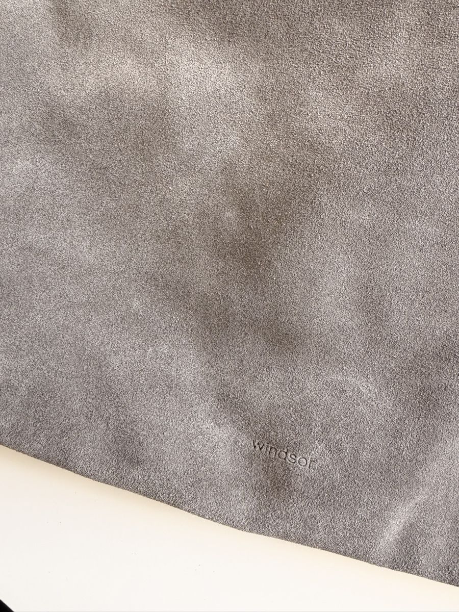 Windsor Borse: Windsor Grey Suede Hobo Bag – Nuovo (secondo la descrizione) da Kreuzlingen venduto da wk. 6