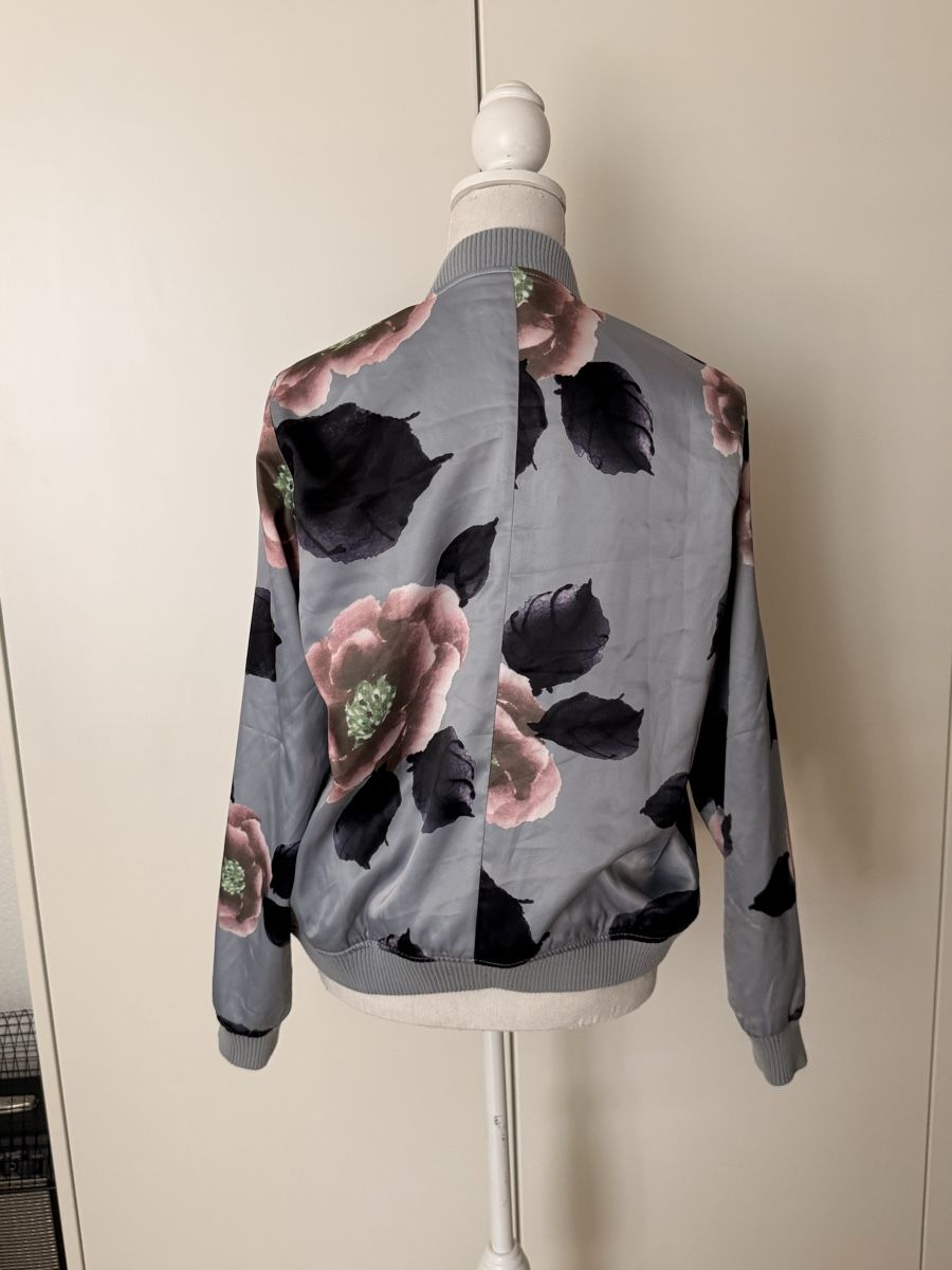 Vestes: Kaffe Olana Bomberjacke (Grösse 36) – D'occasion à Neerach par lar_tkp2 2