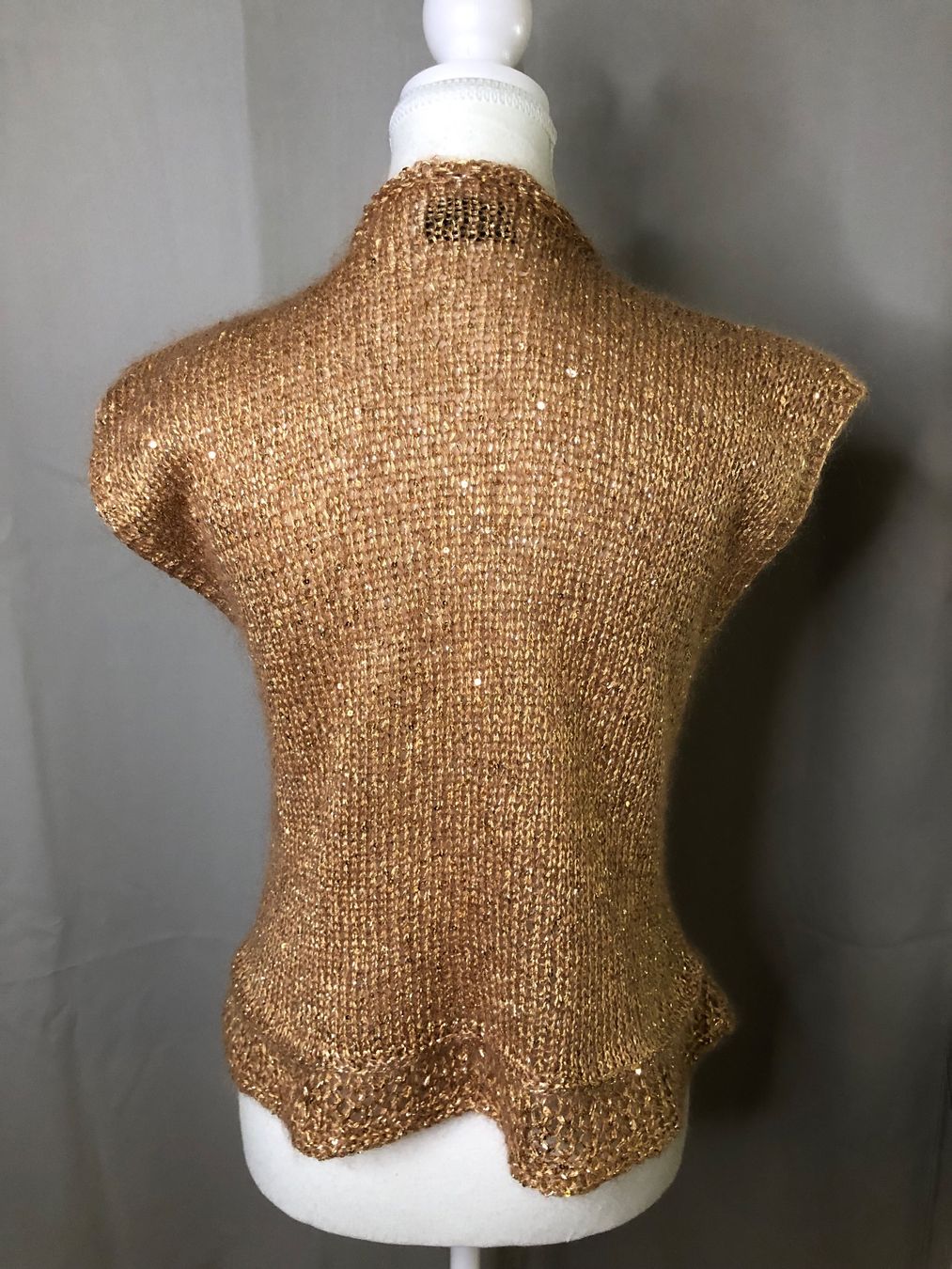Top: Goldener Top neu – Nuovo e nell'imballaggio originale da St. Moritz venduto da Capricorn88 4