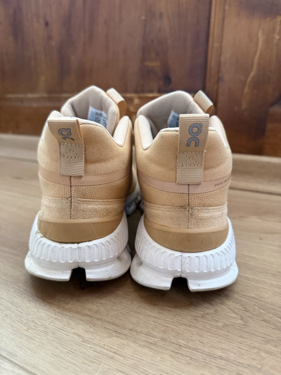 On Chaussures femmes: On chaussures t39 – D'occasion à La Sagne VD par jeliquidetout 2