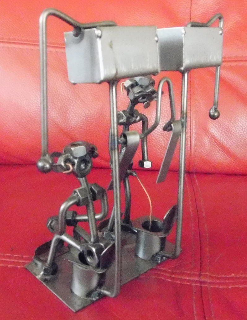 Skulpturen & Statuen: Schraubenmännchen – Gebraucht aus Villnachern von Niggo0 2