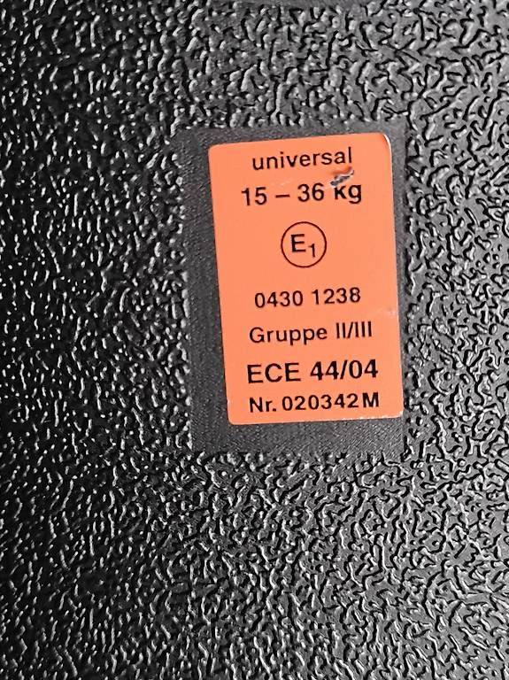 Seggiolini per auto: Sièges enfant Recaro Milano 15-36kg – Usato da Puidoux venduto da Opela 2