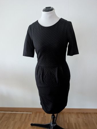 1.2.3 Paris Little Black Dress Size 36 Fall Season!