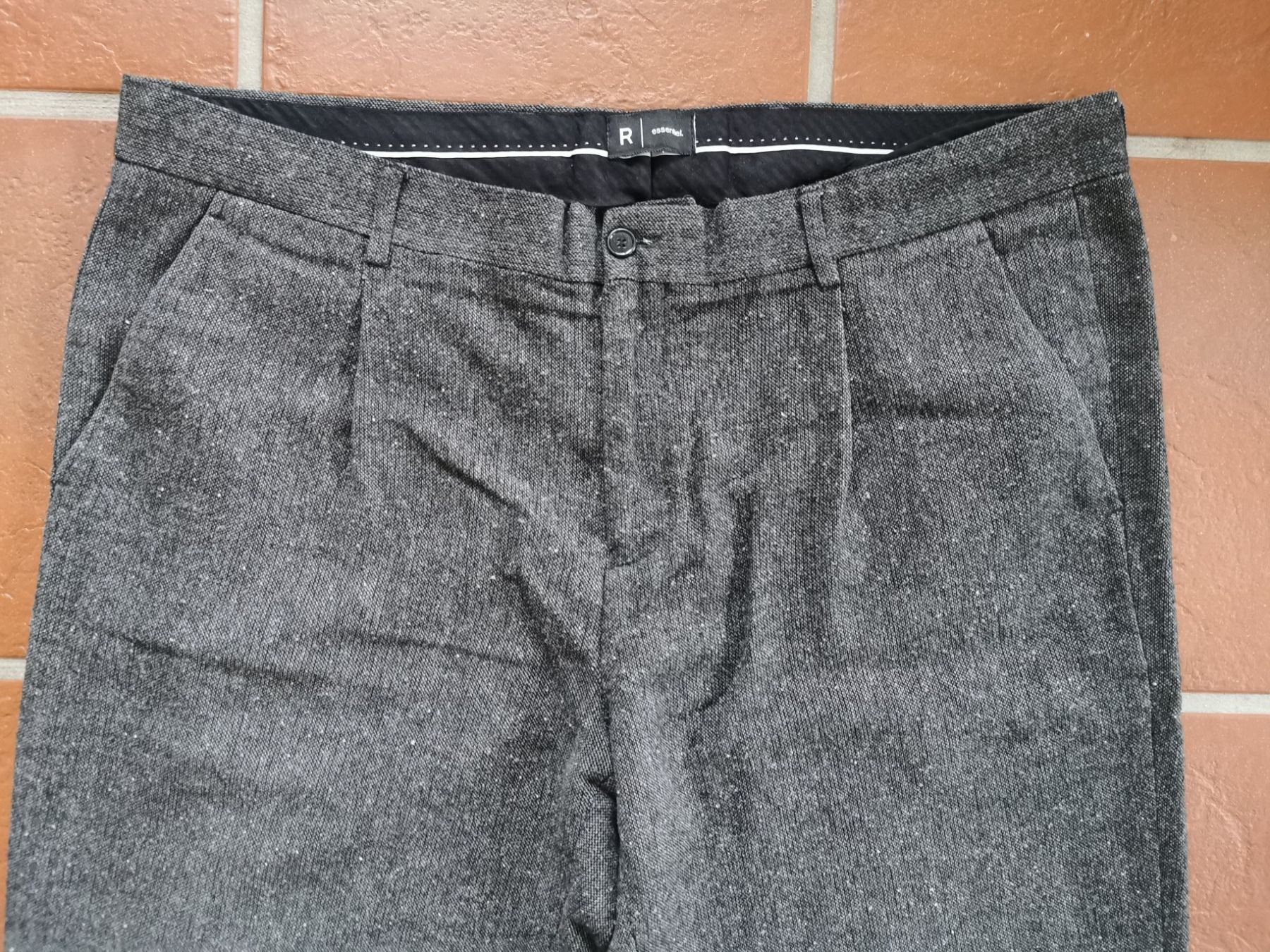 La Redoute Hosen: La Redoute; graue Hose / Anzughose Gr. 56 – Gebraucht aus Boniswil von Totomat-Lady 1