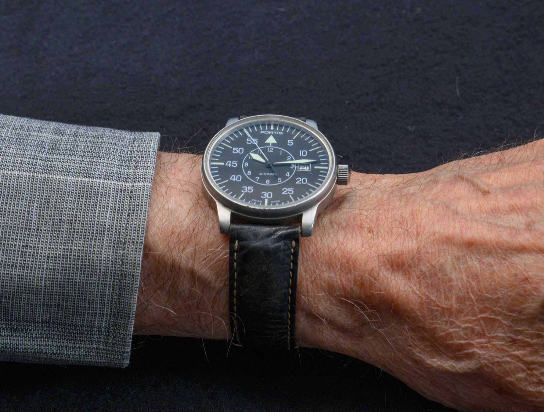 Fortis Uhren: FORTIS Classic Pilot Automatic Date Referenz 593.10.46 – Gebraucht aus Zürich von An-Fu 7
