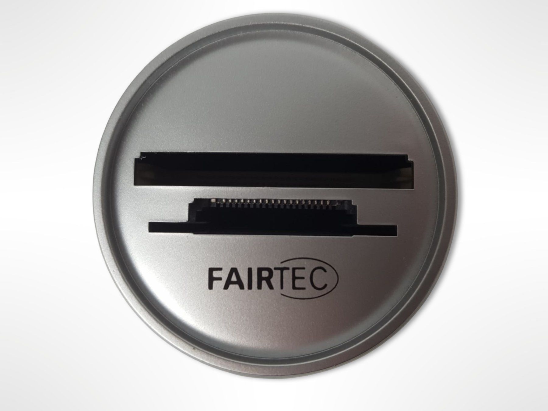 Hubs & Switches: FAIRTEC 10-in-1 Kartenleser mit 3 USB-Anschlüssen – Gebraucht aus Suhr von Restwert_Suhr 4