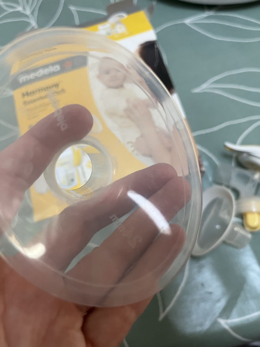 Medela Stillzubehör: Medela Harmony Essentials Pack Hand Breast Pump tire lait  – Gebraucht aus ATTALENS von HDT123 2