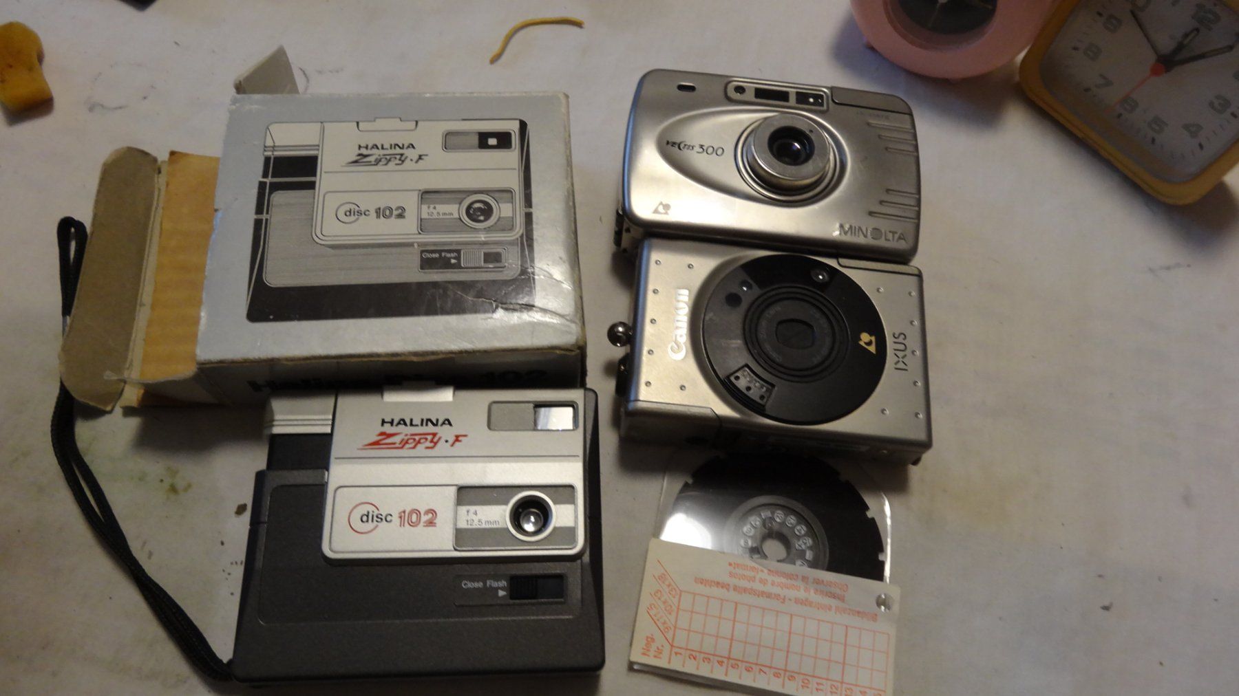 Canon Kamera: 3 STK  ANTIK FILM KAMERAS – Gebraucht aus zürich von ahmad01 9