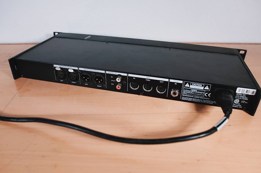 Instruments de musique: TC Electronics M-One Multieffekt Gerät – D'occasion à Hinterkappelen par audiowerft 1