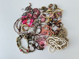 LOT SCHMUCK TEILS DEFEKT