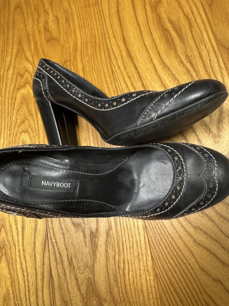 Navyboot Chaussures femmes: Pumps NAVYBOOT Leder Grösse 37  – D'occasion à Haldenstein par nicB74 4
