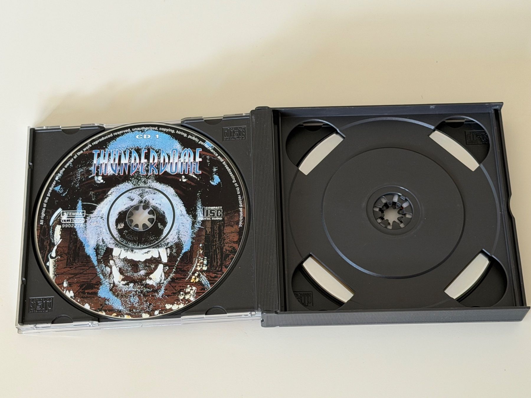CDs: CD The Best Thunderdome – D'occasion à Altstätten SG par sheamus 3
