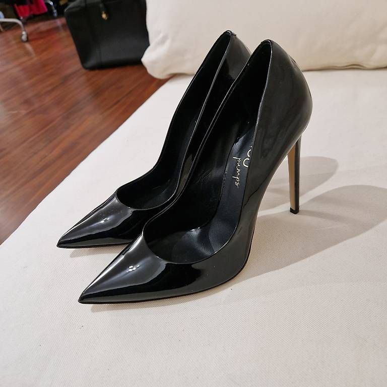 Damenschuhe: Decolté nuove 40 – Neu und originalverpackt aus Corteglia von ila_kz6b