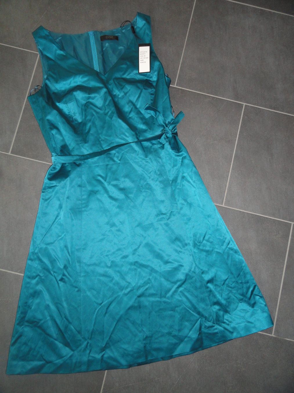 Esprit Vestiti: ESPRIT SOMMERKLEID GR. 36 *** – Nuovo (secondo la descrizione) da Uetendorf venduto da bibibop