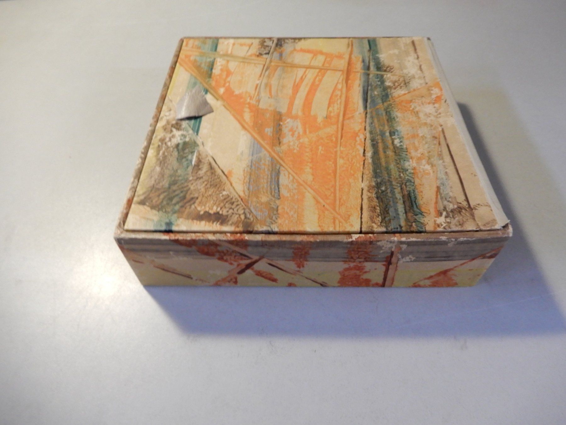 Dosen: Dekorative Box mit Abstraktem Muster Vintage Zustand – Gebraucht aus Erstfeld von Mario_boe0 4