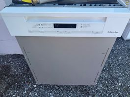 Miele Geschirrspüler 55cm x ab 83,5cm in top zustand 479.- !
