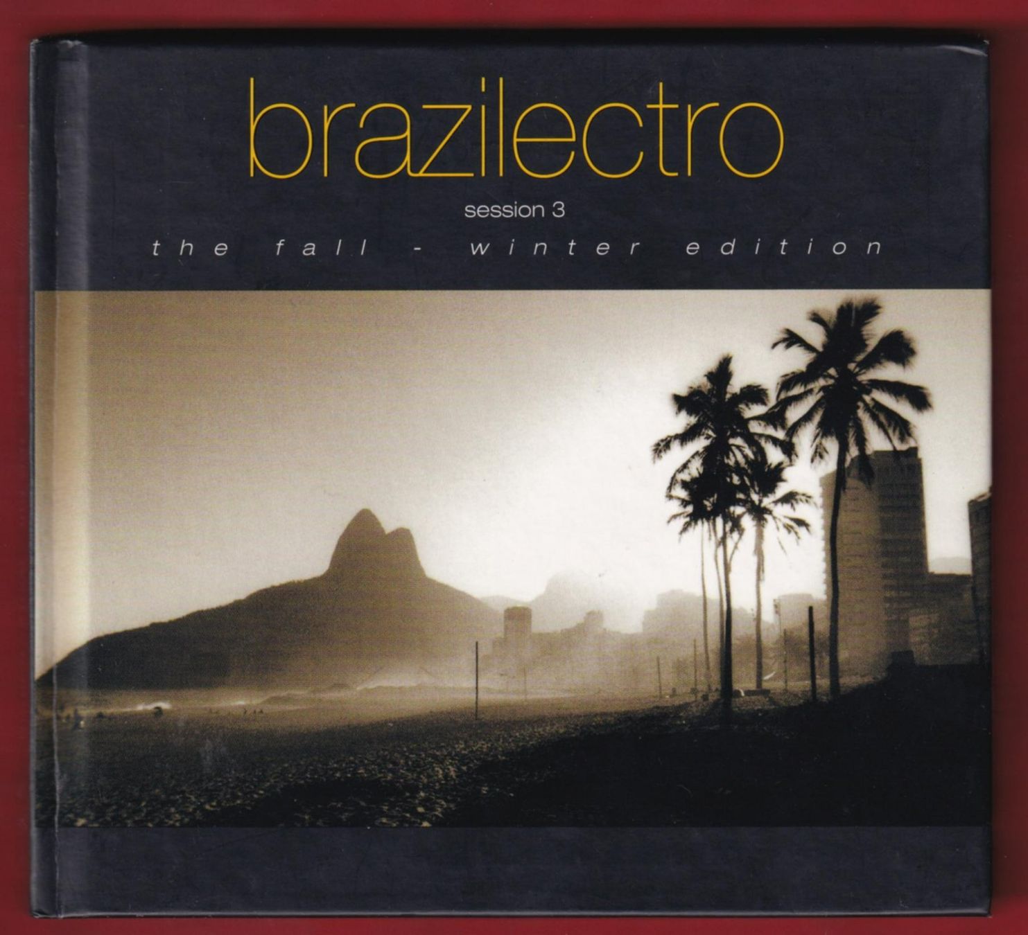 CD: Brazilectro: Session 3: The Fall - Winter Edition (2 CD) – Usato da Zürich venduto da Pfluftl2000
