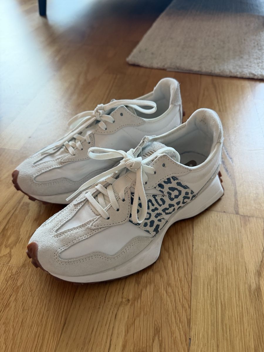 Scarpe da donna: New Balance Sneakers 37.5 – Usato da Urdorf venduto da CelineMu