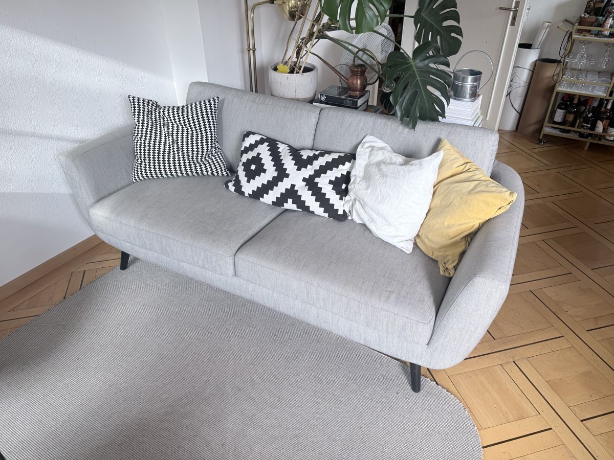 Sofas: Sofa / Couch grau – Gebraucht aus Zürich von m.y.r. 1