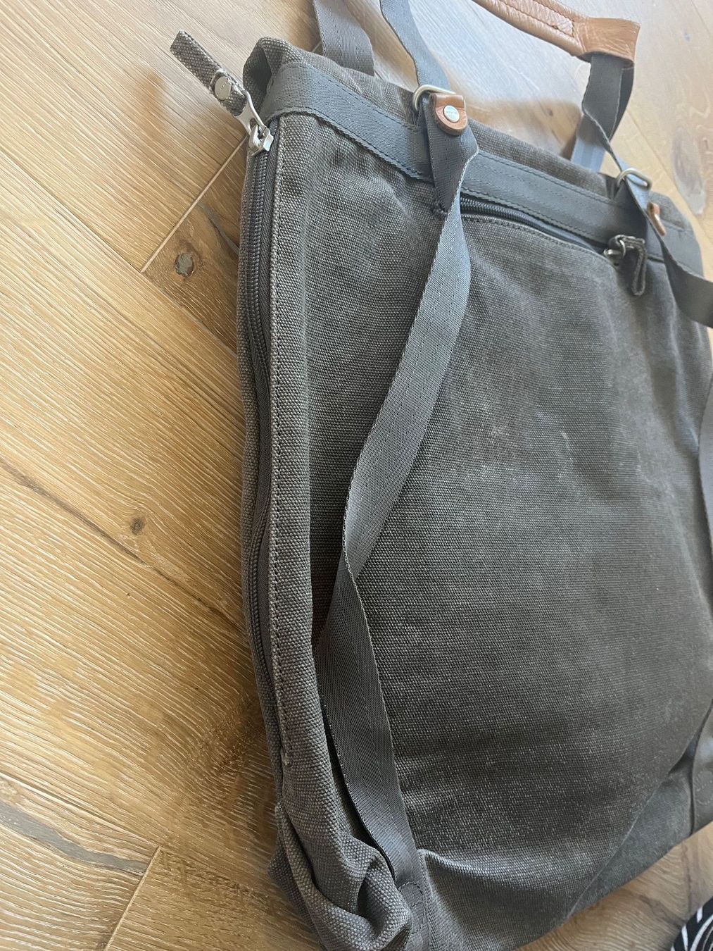Qwstion Zaini: Toller Rucksack von Qwstion in grau – Usato da Gross venduto da sarah1801 2