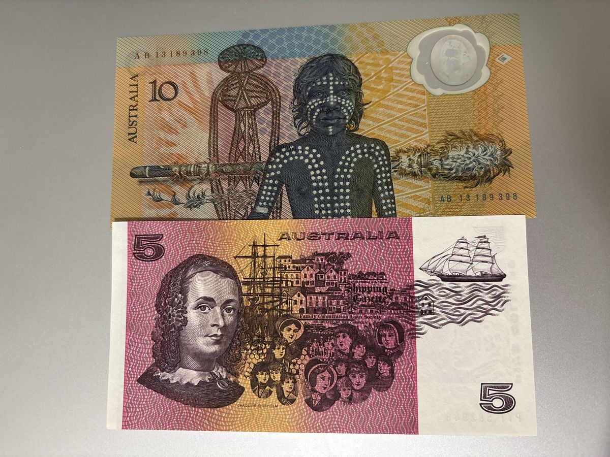 Billets de banque: Australien 10-5 Dollars – Neuf avec emballage d'origine à Le landeron par santa_99 1